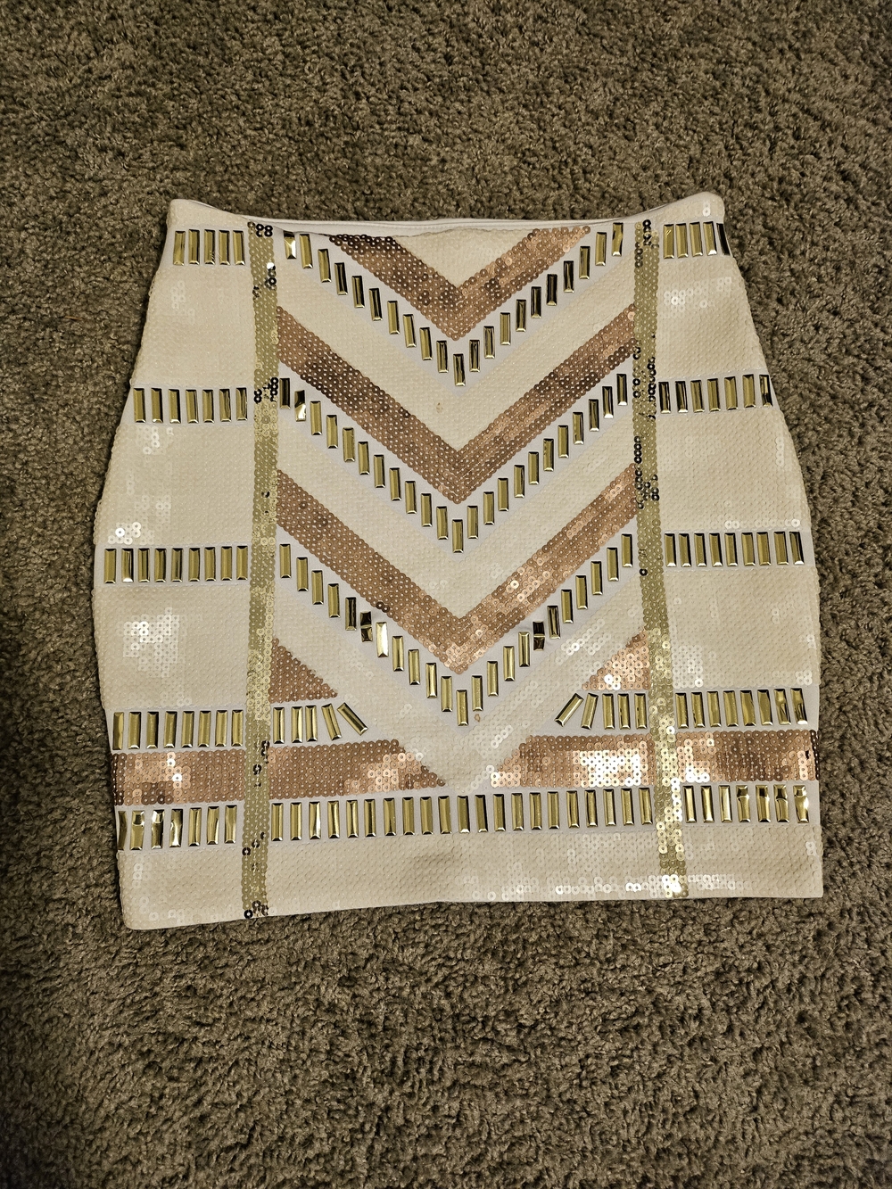 bebe🔥✨️ White Mini Skirt with Gold and Rose Gold Sequin Chevron